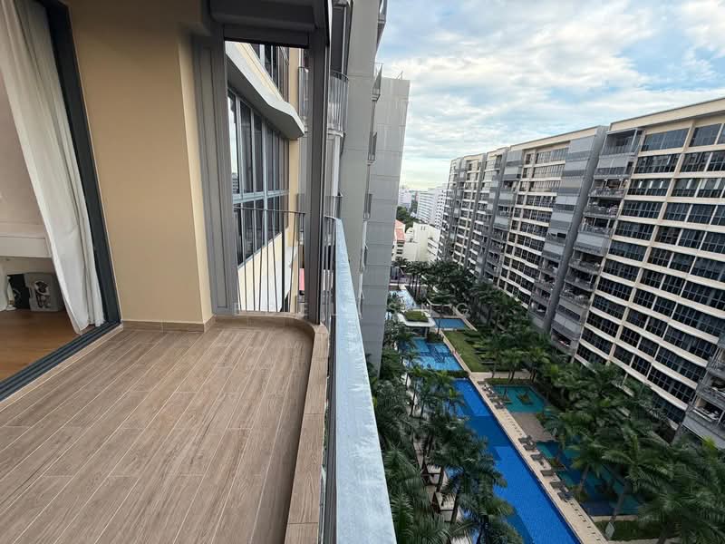Hundred Palms Residences, 262 Yio Chu Kang Road, 5 Bedrooms, 1,528 sqft, Executive Condominium For Sale, by Edel Sng, 500134677 - Balcony - PropertyGuru.com.sg