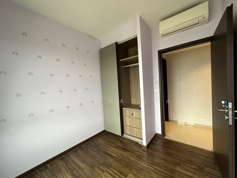 The Brownstone, 160 Canberra Drive, 3 Bedrooms, 915 sqft, Executive Condominium For Sale, by Jeffri Natawate, 500134678 - Bedroom - PropertyGuru.com.sg