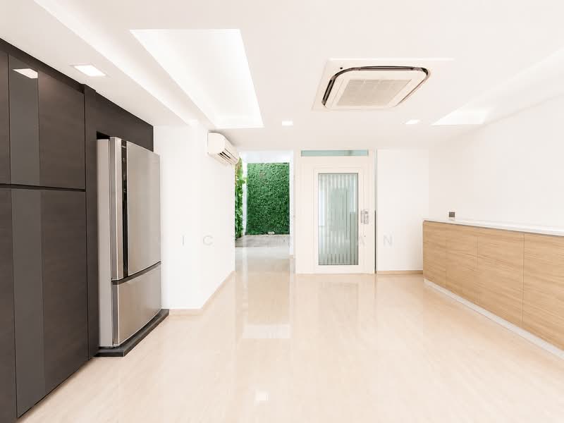 Terrace House at Jalan Elok, , 4 Bedrooms, 3,195 sqft, Terraced House For Sale, by Victor Tan, 500134681 - Interior - PropertyGuru.com.sg