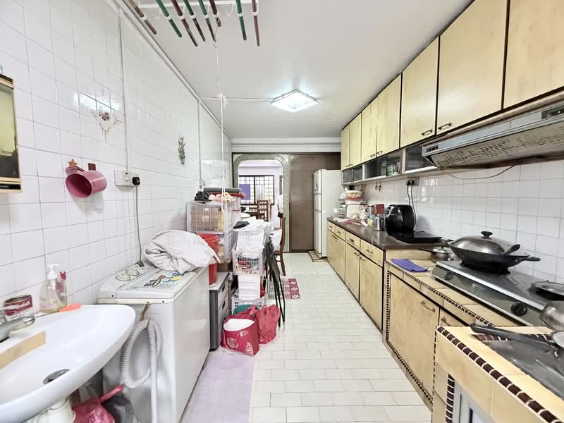 267 Bukit Batok East Avenue 4, 267 Bukit Batok East Avenue 4, 3 Bedrooms, 904 sqft, HDB Flat For Sale, by Baven Tan, 500134682 - Kitchen - PropertyGuru.com.sg