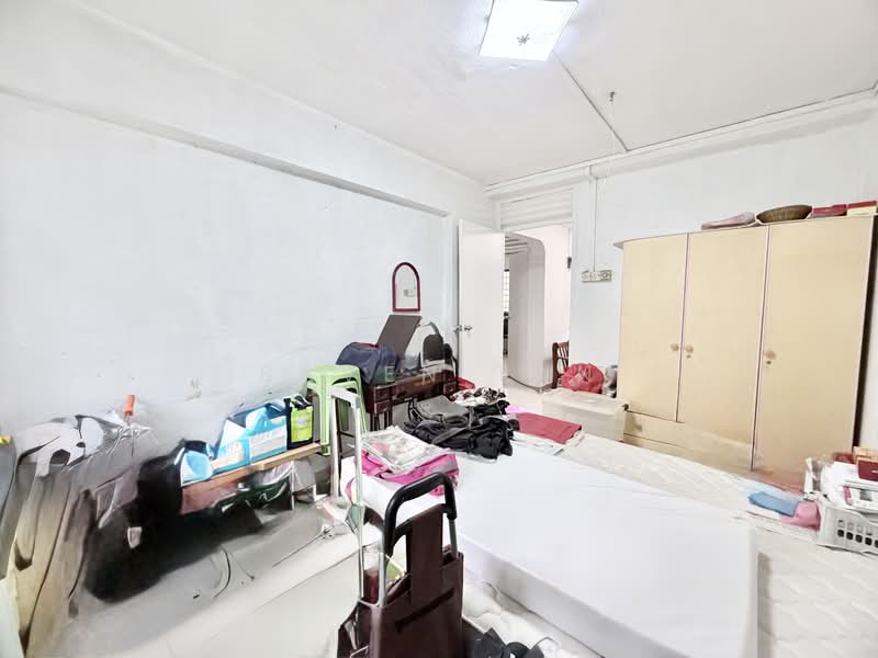 267 Bukit Batok East Avenue 4, 267 Bukit Batok East Avenue 4, 3 Bedrooms, 904 sqft, HDB Flat For Sale, by Baven Tan, 500134682 - Bedroom - PropertyGuru.com.sg