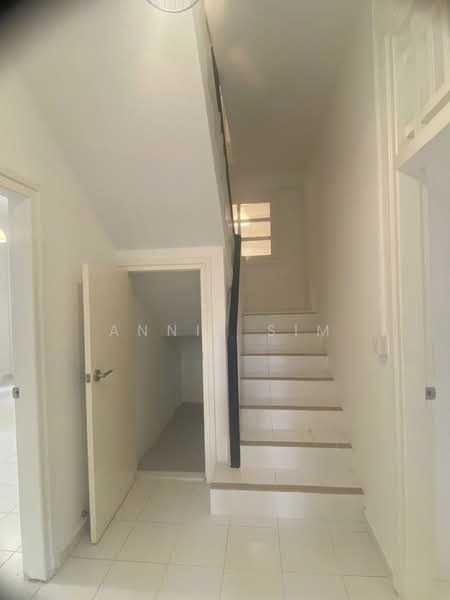 2 Whitchurch Road, Whitchurch Road, 4 Bedrooms, 2,016 sqft, Conservation House For Rent, by Annie Sim, 500134683 - Entrance - PropertyGuru.com.sg