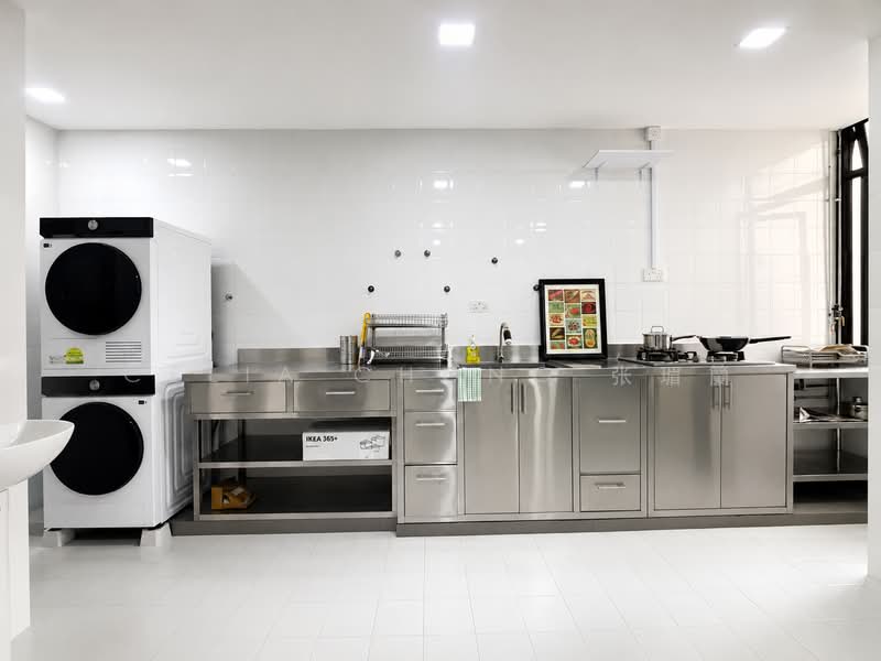Faber Hills, 112C Faber Drive, Room Rental, 150 sqft, Apartment For Rent, by Celia Chong 张瑂籣, 500134685 - Kitchen - PropertyGuru.com.sg