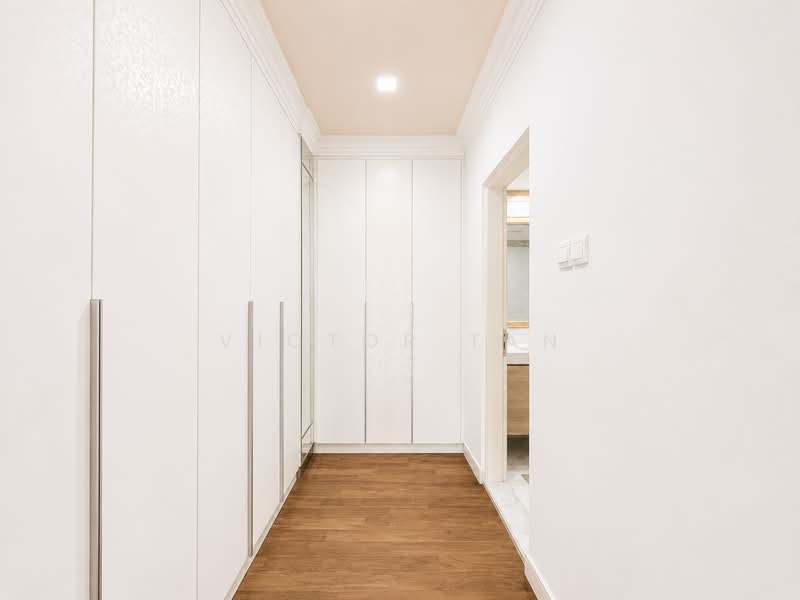 Bungalow at Gallop Park Road, , 5 Bedrooms, 6,000 sqft, Bungalow House For Sale, by Victor Tan, 500134688 - Corridor - PropertyGuru.com.sg