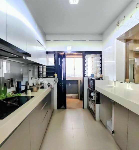 996B Buangkok Crescent, 996B Buangkok Crescent, 3 Bedrooms, 990 sqft, HDB Flat For Sale, by Joyce Lee, 500134692 - Kitchen - PropertyGuru.com.sg