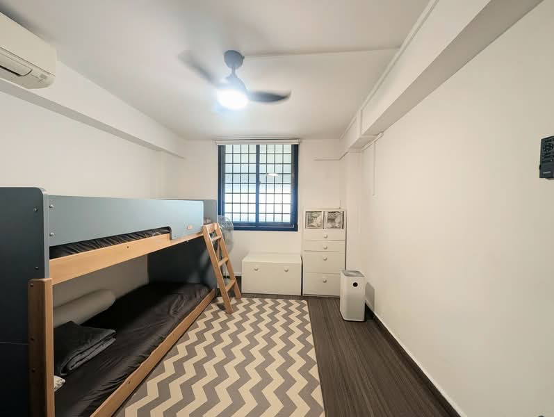 6 Ghim Moh Road, 6 Ghim Moh Road, 2 Bedrooms, 700 sqft, HDB Flat For Sale, by Carina Teo, 500134704 - Bedroom - PropertyGuru.com.sg