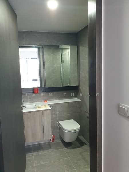 The Clement Canopy, Ave 1 Clementi, 4 Bedrooms, 1,346 sqft, Condominium For Rent, by Ivan Zhang, 500134715 - Bathroom - PropertyGuru.com.sg