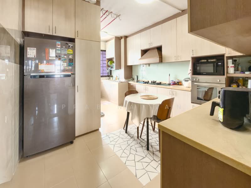 165 Simei Road, 165 Simei Road, 4 Bedrooms, 1,313 sqft, HDB Flat For Sale, by Prab Nathan, 500134720 - Kitchen - PropertyGuru.com.sg