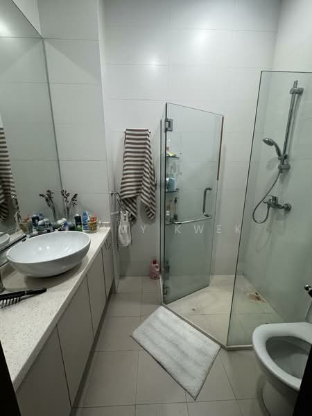 Duke's Gardens, Princess of Wales Road, Room Rental, 100 sqft, Semi-Detached House For Rent, by Jimmy Kwek, 500134721 - Bathroom - PropertyGuru.com.sg