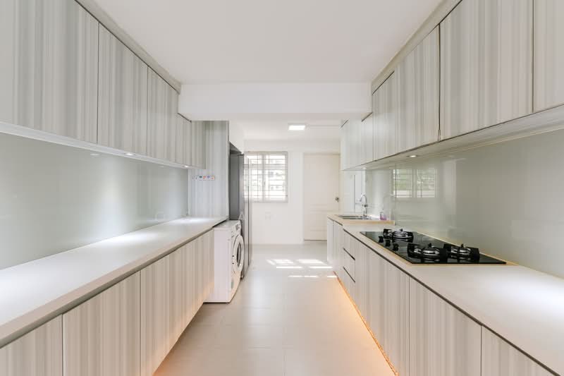 47 Marine Crescent, 47 Marine Crescent, 2 Bedrooms, 700 sqft, HDB Flat For Sale, by Oscar Tsui, 500134722 - Kitchen - PropertyGuru.com.sg
