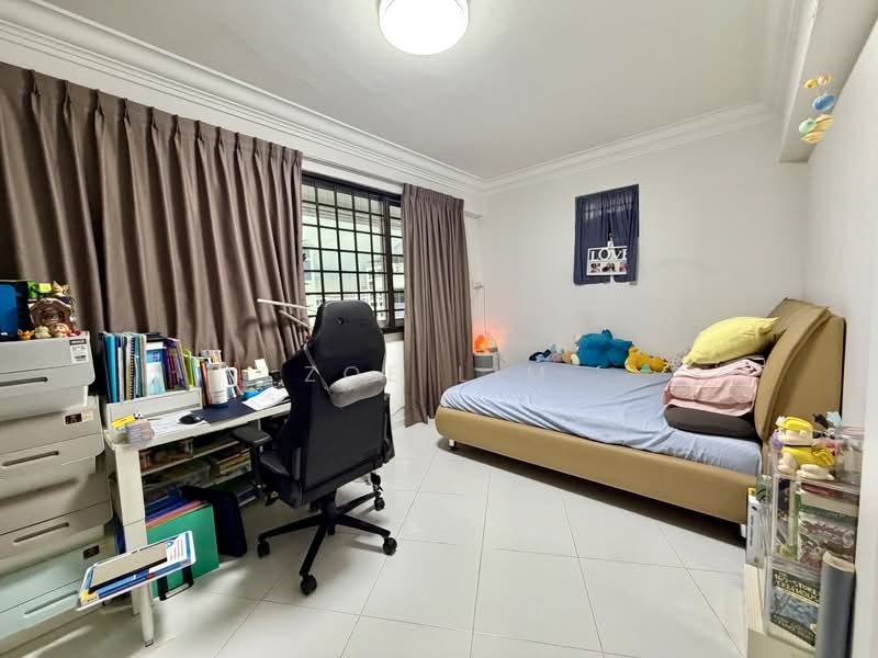 413 Choa Chu Kang Avenue 3, 413 Choa Chu Kang Avenue 3, 3 Bedrooms, 1,184 sqft, HDB Flat For Sale, by Zoe Lim, 500134727 - Bedroom - PropertyGuru.com.sg