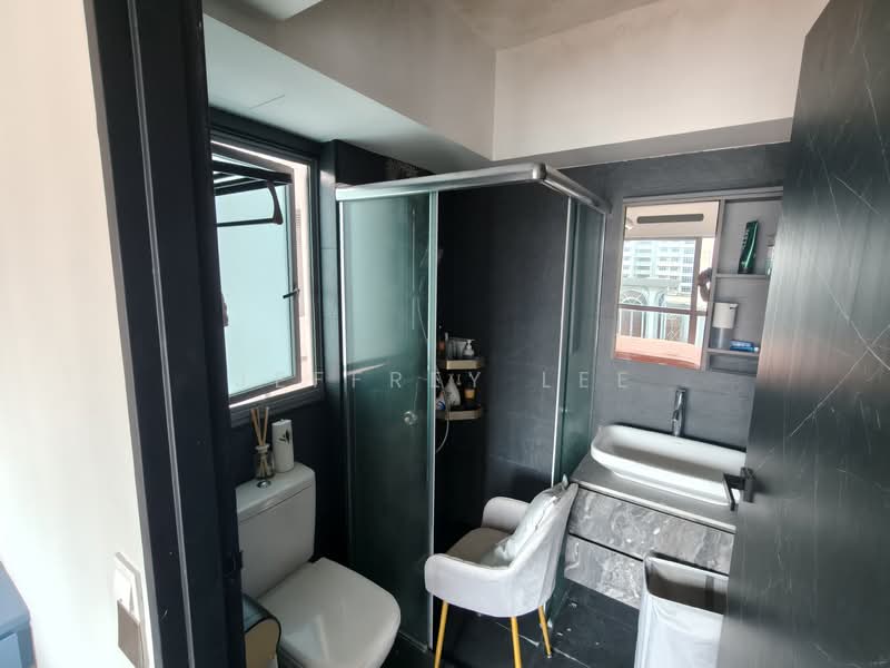 519C Tampines Central 8, 519C Tampines Central 8, 2 Bedrooms, 667 sqft, HDB Flat For Sale, by Jeffrey Lee, 500134732 - Bathroom - PropertyGuru.com.sg