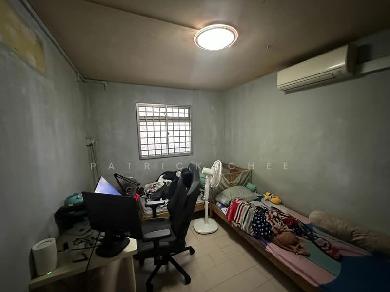 408 Bukit Batok West Avenue 4, 408 Bukit Batok West Avenue 4, 2 Bedrooms, 732 sqft, HDB Flat For Sale, by Patrick Chee, 500134736 - Bedroom - PropertyGuru.com.sg