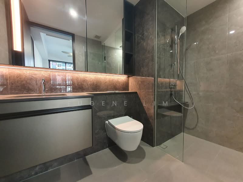 Tembusu Grand, 94 Jalan Tembusu, 2 Bedrooms, 667 sqft, Condominium For Rent, by Eugene Lim, 500134738 - Bathroom - PropertyGuru.com.sg