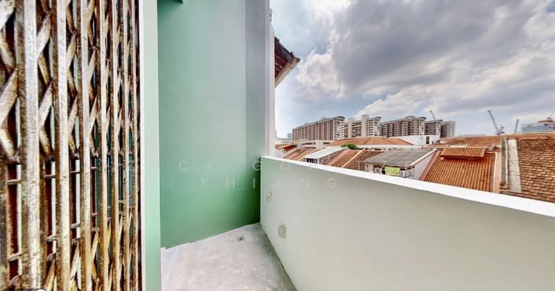 Wartime shophouse where Lee Kuan Yew hid, , 4,898 sqft, Shop / Shophouse For Sale, by Zack Goh Tze Khiang, 500134739 - Balcony - CommercialGuru.com.sg