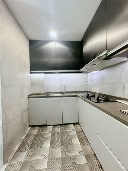 The Morning Glory, 24 Sirat Road, 3 Bedrooms, 1,033 sqft, Apartment For Sale, by Tanya Yang, 500134740 - Kitchen - PropertyGuru.com.sg