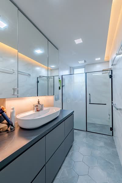Mimosa View, , 4 Bedrooms, 3,600 sqft, Terraced House For Sale, by Charlene Ong, 500134741 - Bathroom - PropertyGuru.com.sg