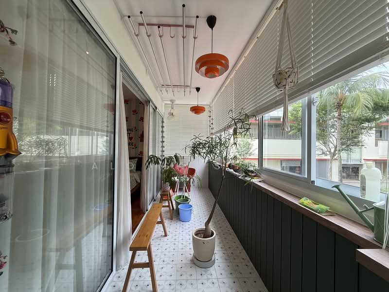 33 Lim Liak Street, 33 Lim Liak Street, 2 Bedrooms, 947 sqft, HDB Flat For Sale, by Aloysius Lim, 500134746 - Balcony - PropertyGuru.com.sg