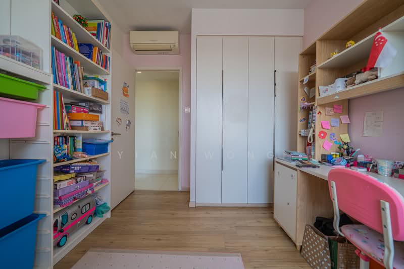 Nuovo, 23 Ang Mo Kio Avenue 9, 4 Bedrooms, 1,389 sqft, Condominium For Sale, by Yian Wong, 500134749 - Study - PropertyGuru.com.sg