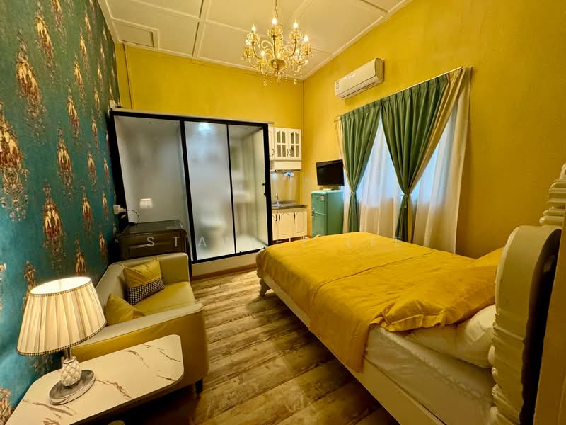 The SunRise Haven Studio, , Studio, 215 sqft, Bungalow House For Rent, by Stanley Lee, 500134798 - Bedroom - PropertyGuru.com.sg