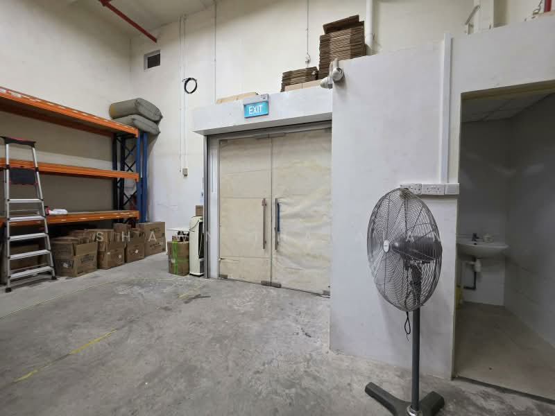 Oxley BizHub, 61 Ubi Road 1, 969 sqft, Light Industrial (B1) For Rent, by Shawn Thayalan, 500134809 - CommercialGuru.com.sg