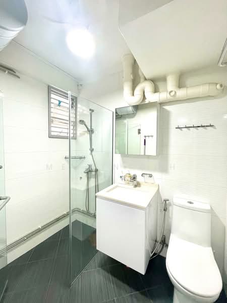 223 Lorong 8 Toa Payoh, 223 Lorong 8 Toa Payoh, 3 Bedrooms, 1,238 sqft, HDB Flat For Sale, by Melvin Goh, 500134815 - Bathroom - PropertyGuru.com.sg