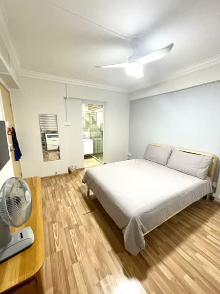 223 Lorong 8 Toa Payoh, 223 Lorong 8 Toa Payoh, 3 Bedrooms, 1,238 sqft, HDB Flat For Sale, by Melvin Goh, 500134815 - Bedroom - PropertyGuru.com.sg