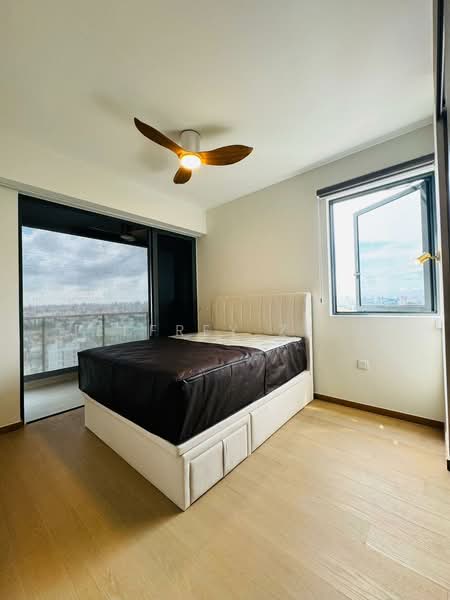 The Florence Residences, 93 Hougang Avenue 2, 3 Bedrooms, 1,023 sqft, Condominium For Sale, by Jeffrey Zeus, 500134818 - Bedroom - PropertyGuru.com.sg
