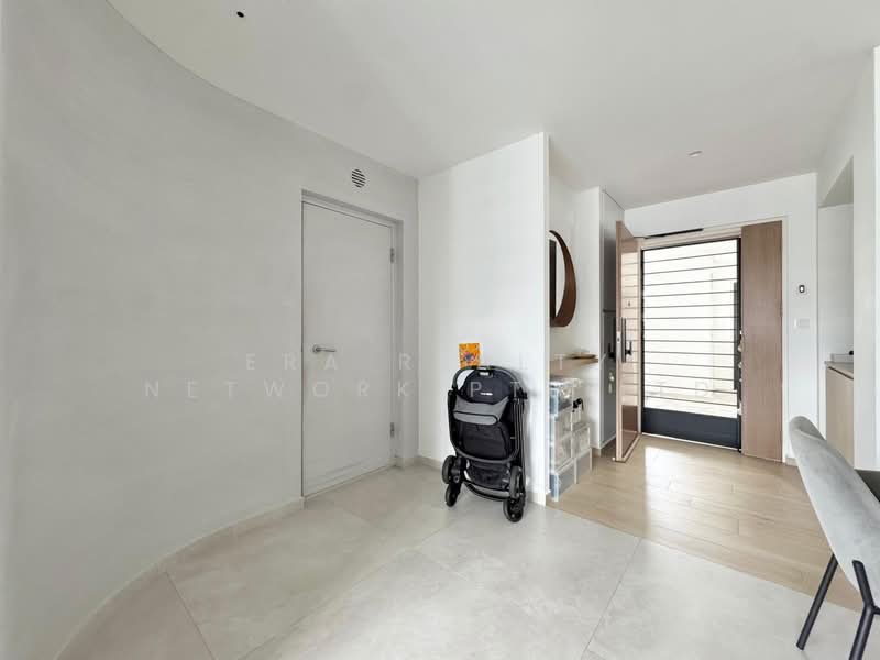 622A Tampines Avenue 12, 622A Tampines Avenue 12, 3 Bedrooms, 1,216 sqft, HDB Flat For Sale, by Phoebe, 500134820 - Entrance - PropertyGuru.com.sg