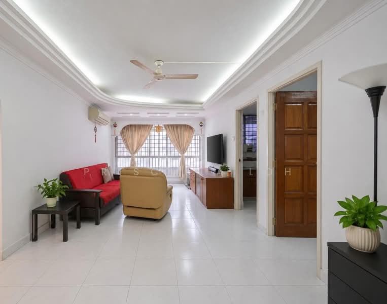 82 Lorong 4 Toa Payoh, 82 Lorong 4 Toa Payoh, 3 Bedrooms, 1,119 sqft, HDB Flat For Sale, by Priscilla Loh, 500134837 - Living Room - PropertyGuru.com.sg