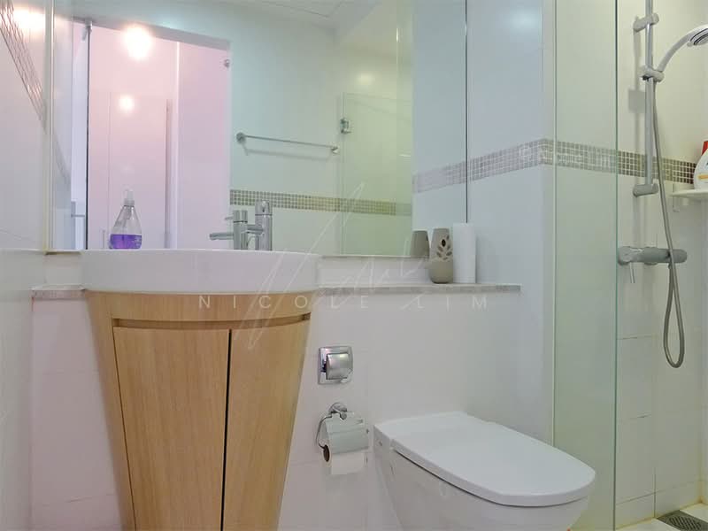 One-North Residences, 7 One-North Gateway, 1 Bedroom, 958 sqft, Apartment For Rent, by Nicole Lim, 500134842 - Bathroom - PropertyGuru.com.sg