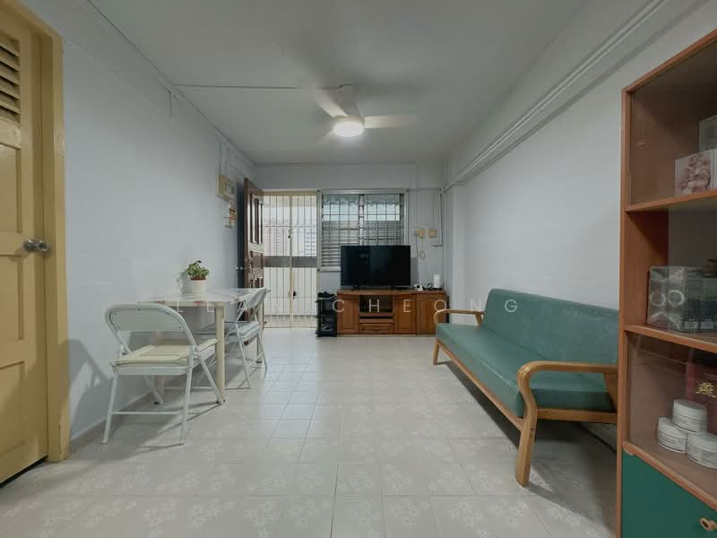 45 Sims Drive, 45 Sims Drive, Room Rental, 150 sqft, HDB Flat For Rent, by Lean Cheong, 500134843 - Living Room - PropertyGuru.com.sg