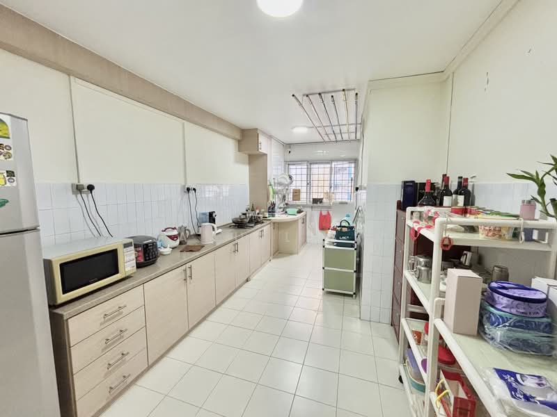 110 Teck Whye Lane, 110 Teck Whye Lane, 2 Bedrooms, 786 sqft, HDB Flat For Sale, by Samuel Sim, 500134870 - Kitchen - PropertyGuru.com.sg