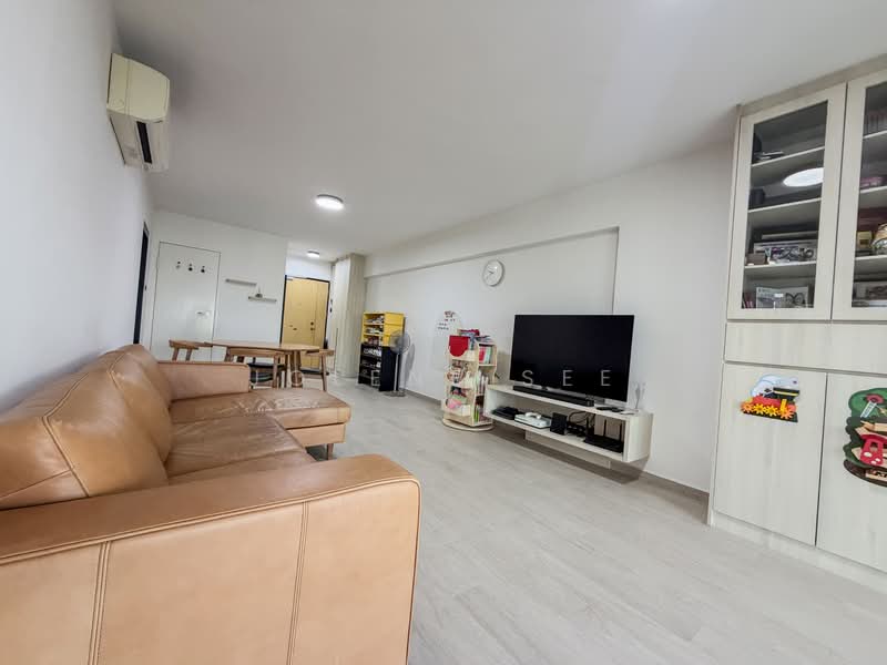 765 Bedok Reservoir View, 765 Bedok Reservoir View, 3 Bedrooms, 1,130 sqft, HDB Flat For Sale, by Jolene See, 500134886 - Living Room - PropertyGuru.com.sg