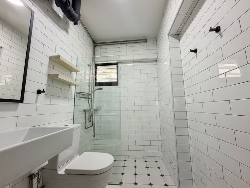 765 Bedok Reservoir View, 765 Bedok Reservoir View, 3 Bedrooms, 1,130 sqft, HDB Flat For Sale, by Jolene See, 500134886 - Bathroom - PropertyGuru.com.sg