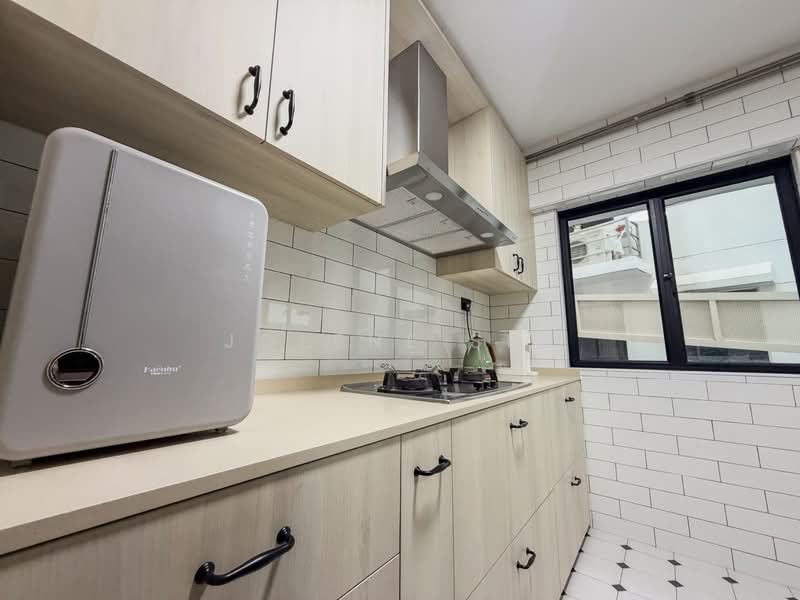 765 Bedok Reservoir View, 765 Bedok Reservoir View, 3 Bedrooms, 1,130 sqft, HDB Flat For Sale, by Jolene See, 500134886 - Kitchen - PropertyGuru.com.sg