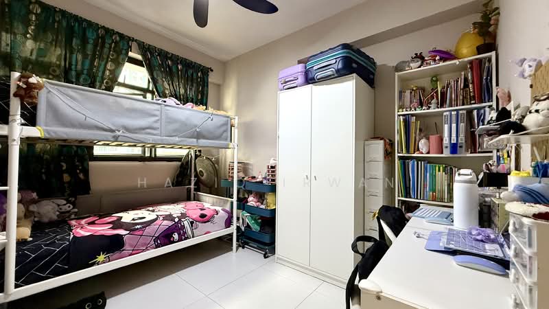 547C Segar Road, 547C Segar Road, 2 Bedrooms, 732 sqft, HDB Flat For Sale, by Haziq Irwan, 500134908 - Bedroom - PropertyGuru.com.sg