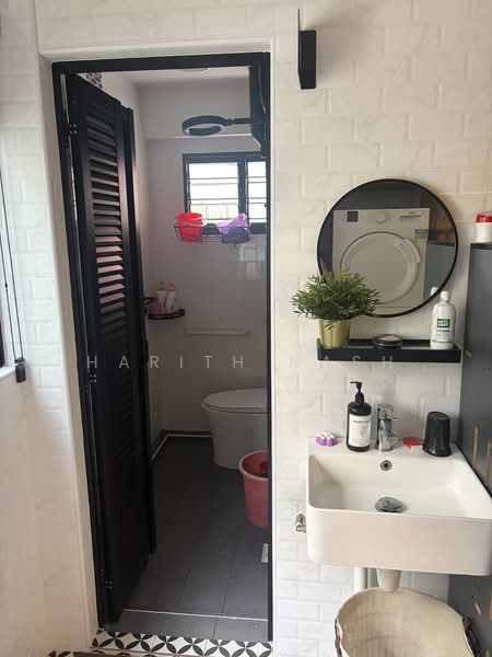 408 Yishun Avenue 6, 408 Yishun Avenue 6, Room Rental, 1,120 sqft, HDB Flat For Rent, by Harith Nash, 500134912 - Bathroom - PropertyGuru.com.sg