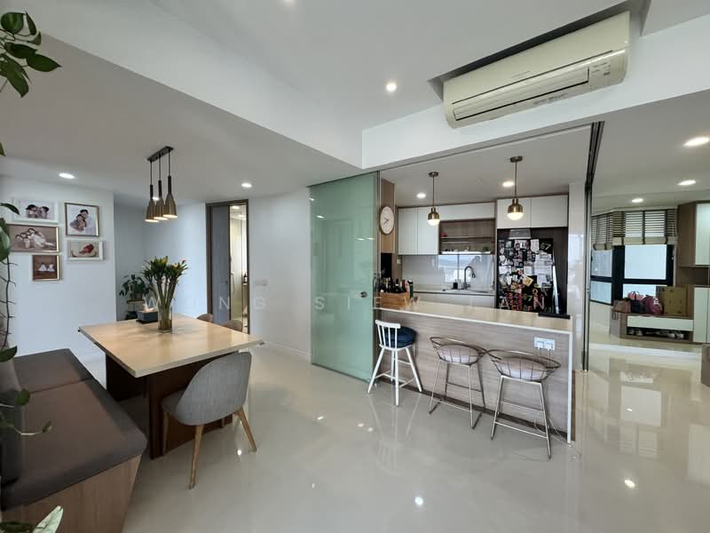 d'Leedon (Former Farrer Court), 11 Leedon Heights, 4 Bedrooms, 1,615 sqft, Condominium For Rent, by Wong Siew Lan, 500134930 - Dining Area - PropertyGuru.com.sg