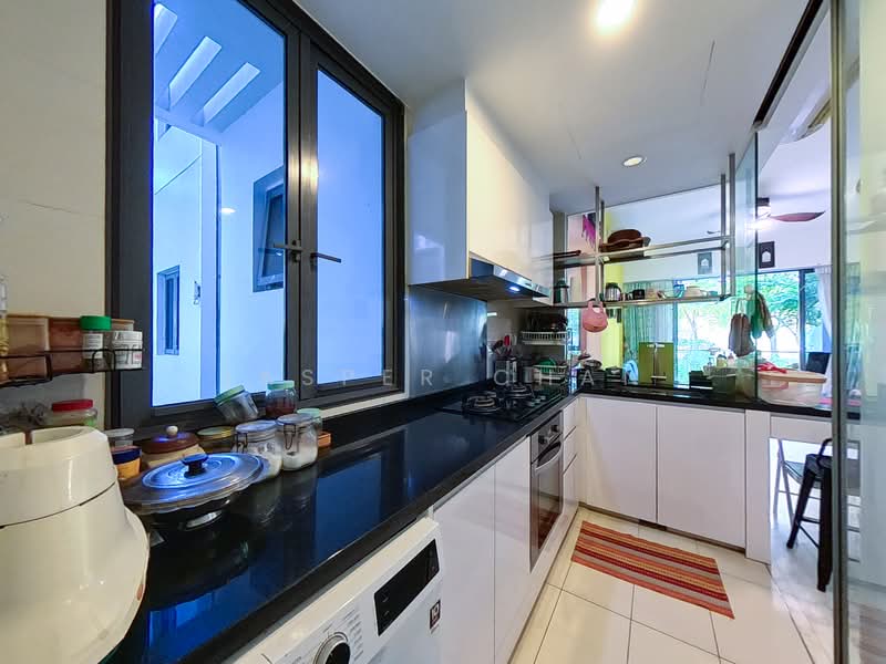 Waterfront Isle, 736 Bedok Reservoir Road, 2 Bedrooms, 980 sqft, Condominium For Sale, by Jasper Chan, 500134933 - Kitchen - PropertyGuru.com.sg