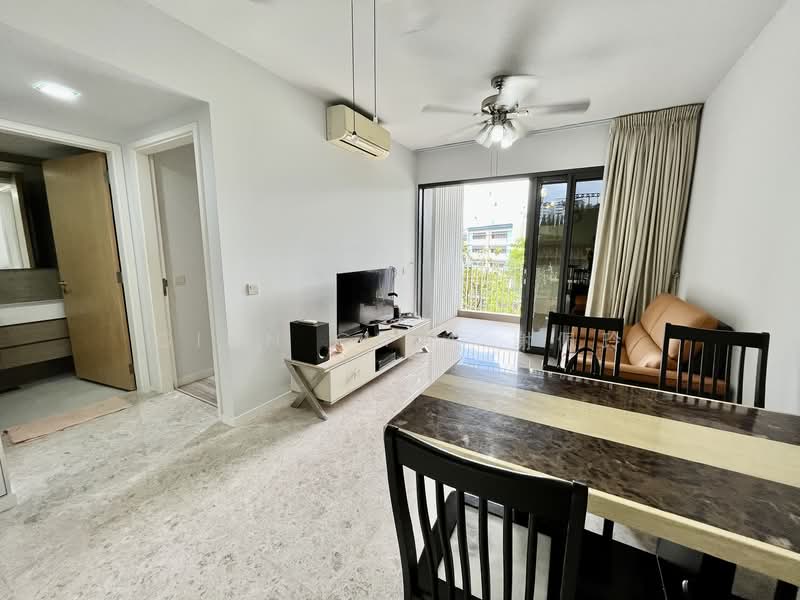 The Lakefront Residences, 46 Lakeside Drive, 2 Bedrooms, 721 sqft, Condominium For Rent, by Ginn Chia 谢佩玲, 500134934 - Living Room - PropertyGuru.com.sg