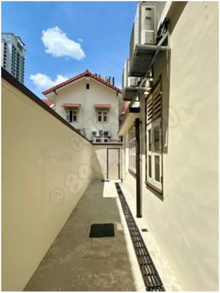 Townerville, McNair Road, 3 Bedrooms, 2,424 sqft, Conservation House For Rent, by Ario Kusumo, 500134947 - Courtyard (1F) - PropertyGuru.com.sg