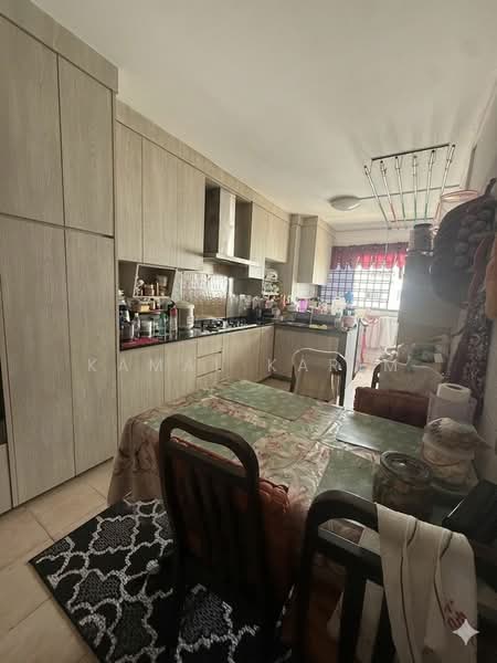 108 Gangsa Road, 108 Gangsa Road, 3 Bedrooms, 1,108 sqft, HDB Flat For Sale, by Kamal Karim, 500134949 - Kitchen - PropertyGuru.com.sg