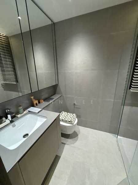 Canberra Residences, 501 Canberra Drive, 3 Bedrooms, 990 sqft, Condominium For Sale, by Ann Lee, 500134953 - Bathroom - PropertyGuru.com.sg
