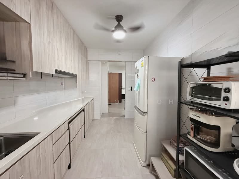 479B Yishun Street 42, 479B Yishun Street 42, 3 Bedrooms, 1,001 sqft, HDB Flat For Sale, by Brandon Loh, 500134954 - Kitchen - PropertyGuru.com.sg