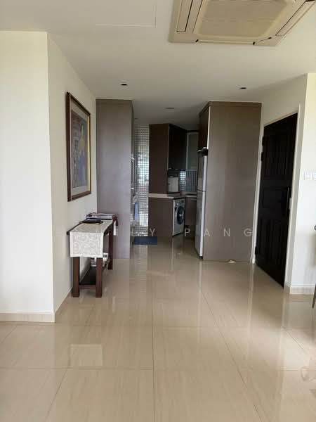 Bayshore Park, 50 Bayshore Road, 2 Bedrooms, 936 sqft, Condominium For Rent, by Ennily Pang, 500134959 - Living Room - PropertyGuru.com.sg