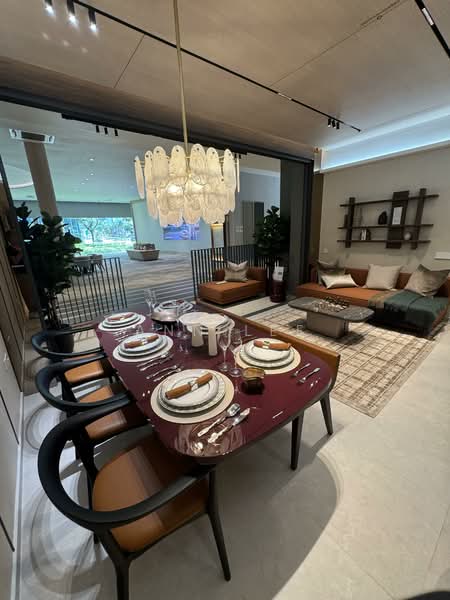 Canberra Residences, 501 Canberra Drive, 4 Bedrooms, 1,163 sqft, Condominium For Sale, by Ann Lee, 500134960 - Living Room - PropertyGuru.com.sg