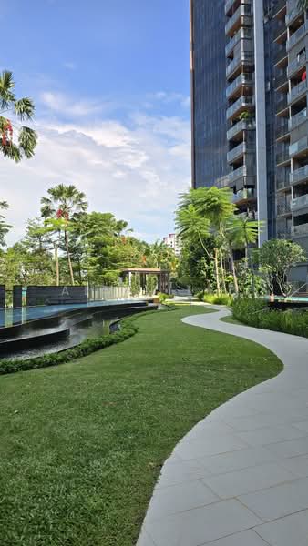 Lake Grande, 2 Jurong Lake Link, 2 Bedrooms, 721 sqft, Condominium For Sale, by Alvin Lee, 500134964 - Exterior - PropertyGuru.com.sg