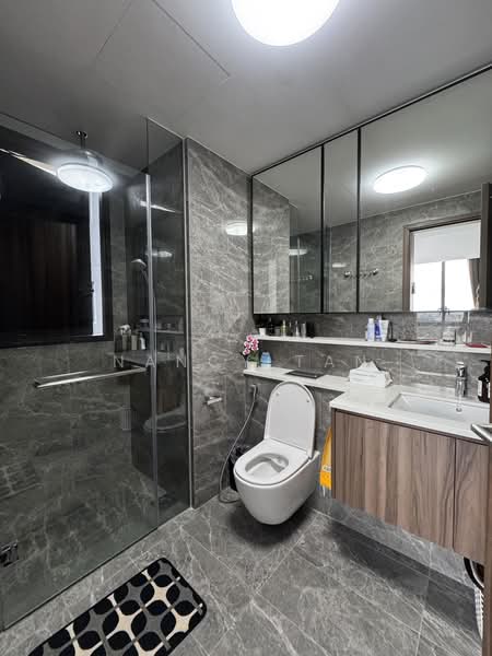 Lentor Modern, Lentor Central, 3 Bedrooms, 990 sqft, Condominium For Sale, by Nancy Tan, 500134967 - Bathroom - PropertyGuru.com.sg