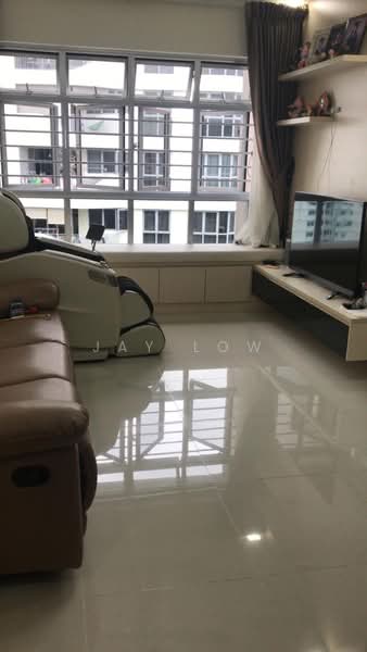 878B Tampines Avenue 8, 878B Tampines Avenue 8, Room Rental, 150 sqft, HDB Flat For Rent, by Jay Low, 500134969 - Living Room - PropertyGuru.com.sg